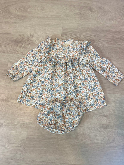 DOÑA CARMEN. Jesusito estampado flores. T 3 años