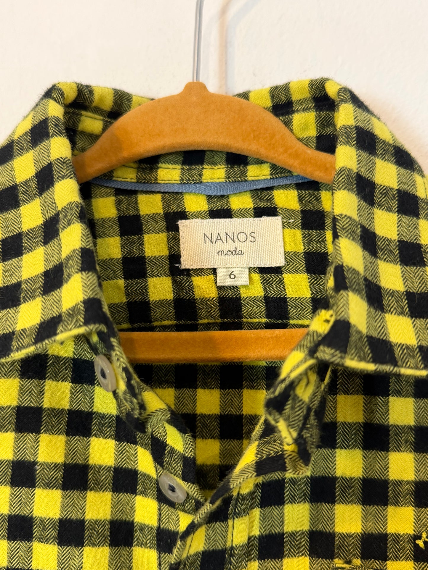NANOS. Camisa cuadros amarilla y negra T.6 años