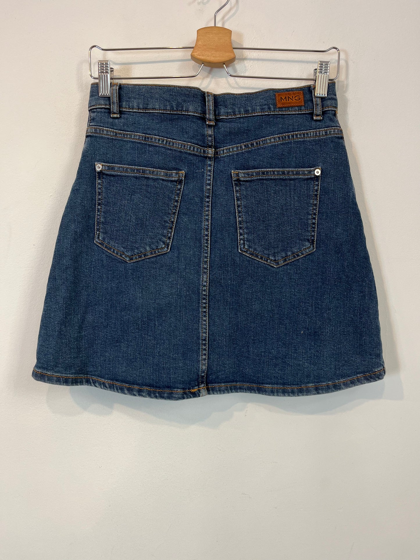 MANGO. Falda denim abotonada. T S