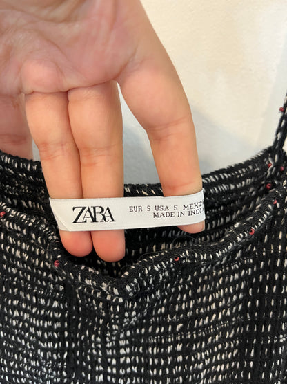 ZARA. Vestido largo bordados. T S
