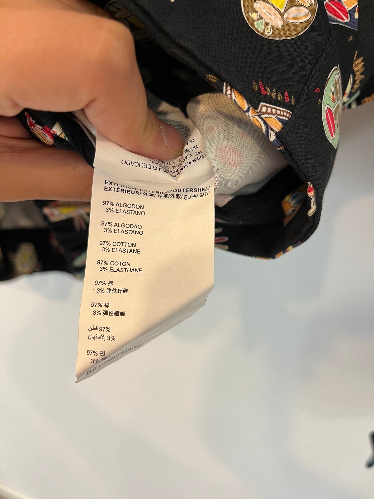 BIMBA Y LOLA. Chaqueta negra capucha caras. T S