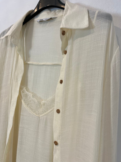 ZARA. Flowy blouse with inner top. TS