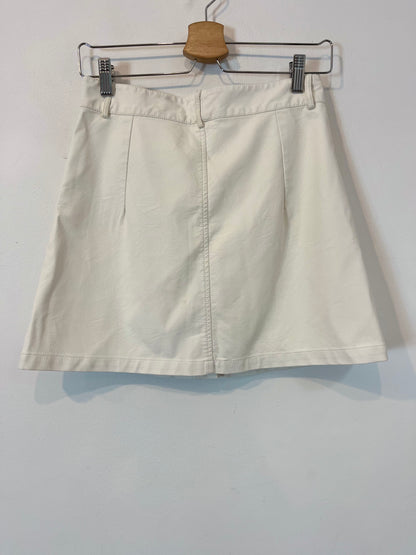 PRETTYLITTLETHING. White buttoned faux leather skirt. Size 38