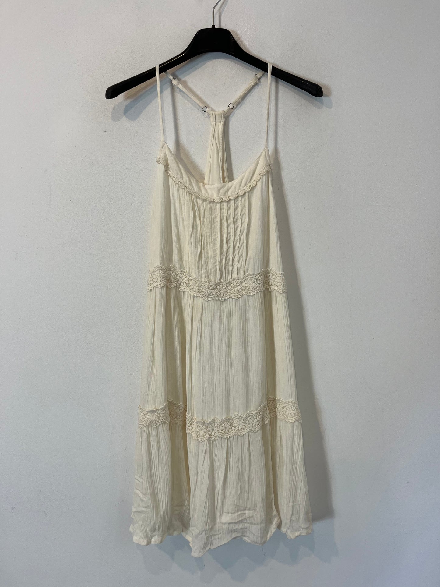 HOLLISTER. Vestido beige claro. T S