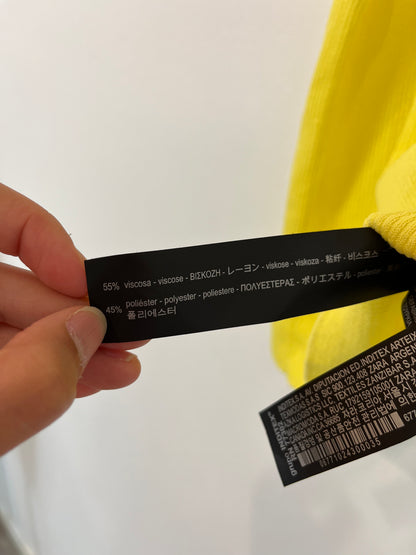 ZARA. Top amarillos halter. T M