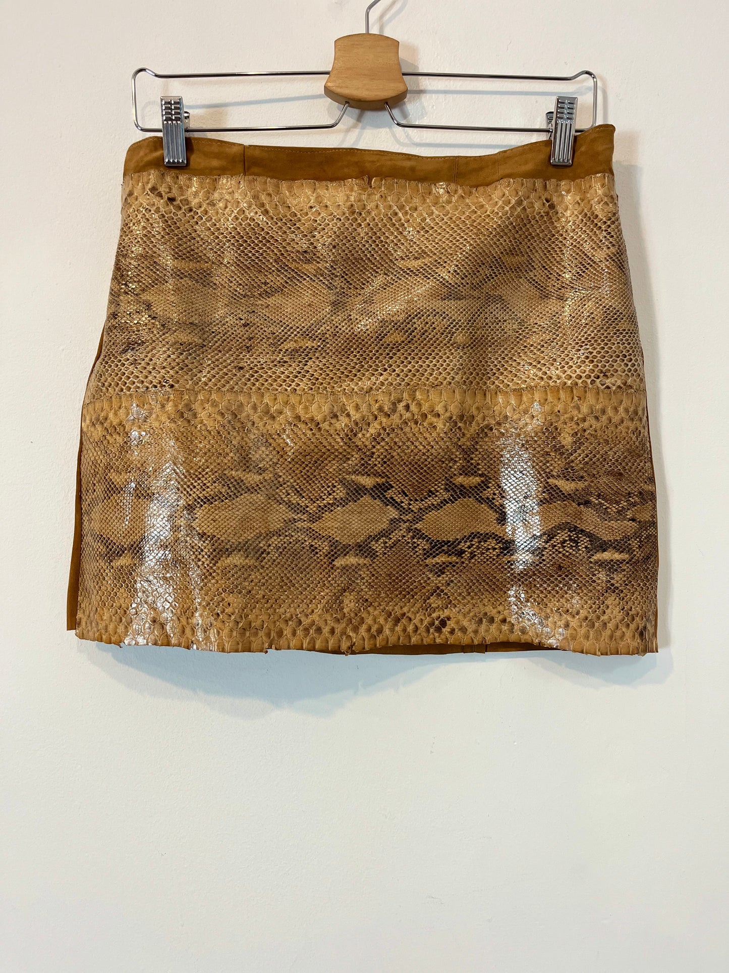 OTRAS. Falda piel vintage T.u(40)