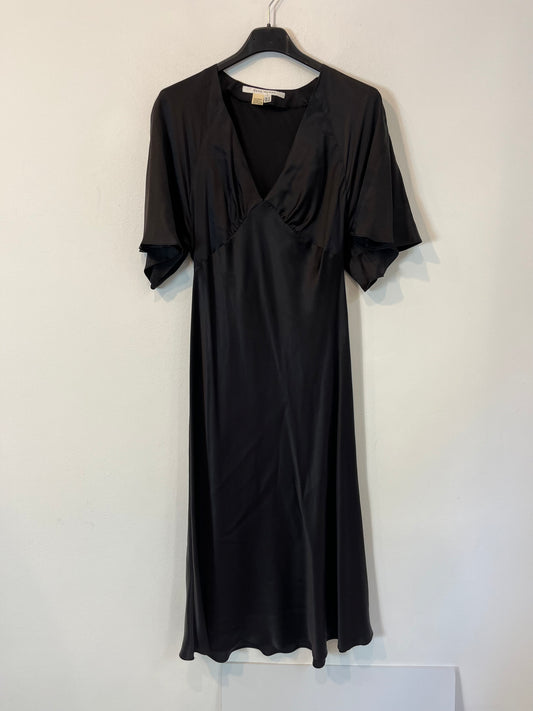 ZARA. Vestido negro seda T.s