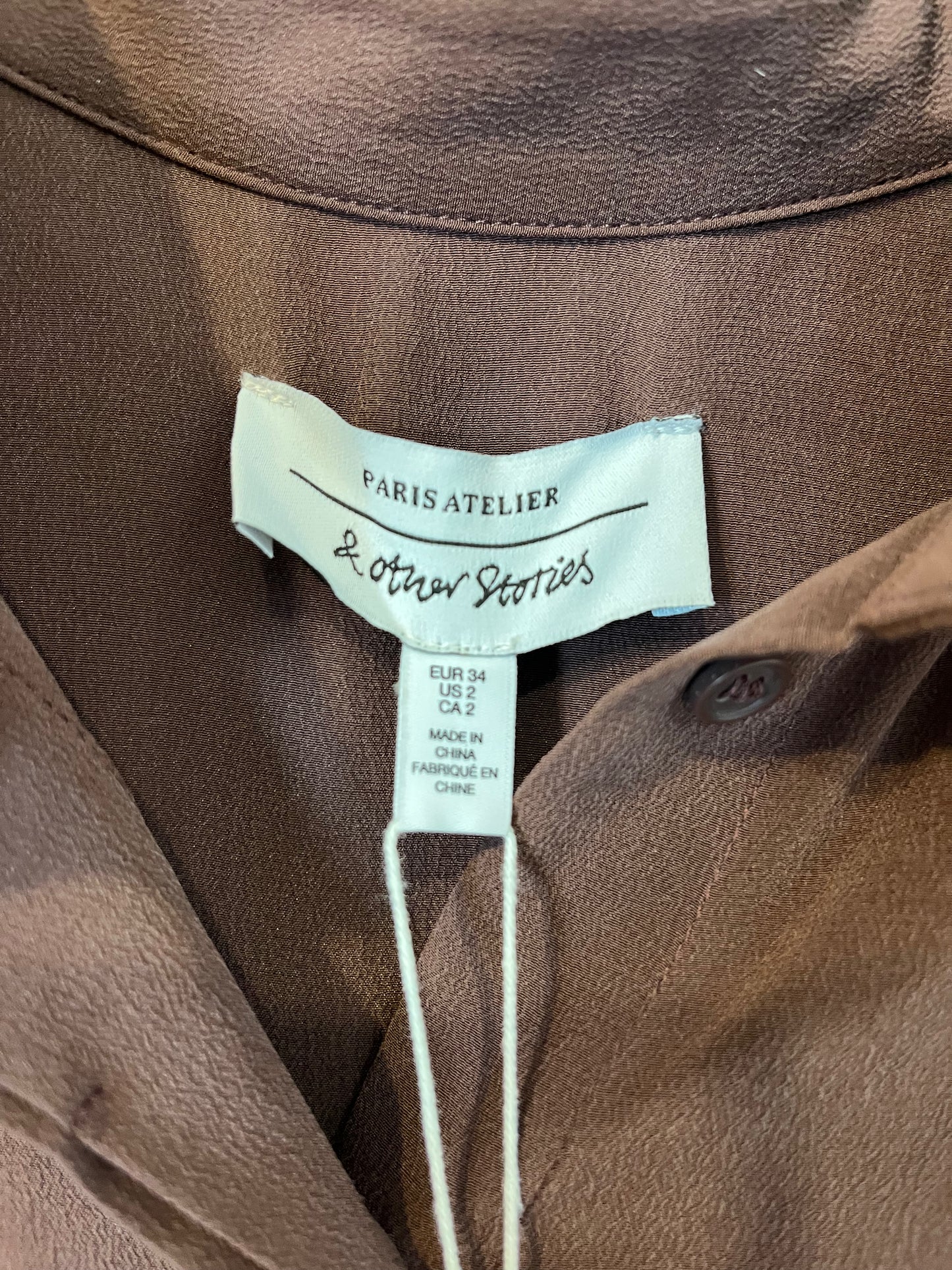 &OTHER STORIES. Blusa marrón seda T.34
