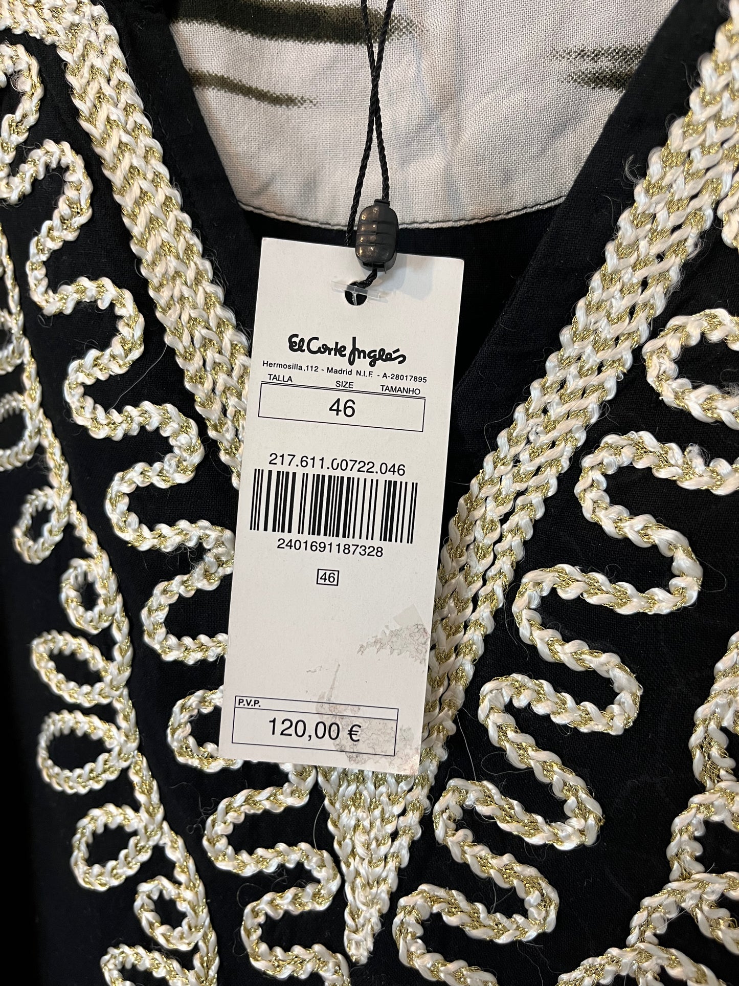 MOON RIVER. Kaftán detalles bordados. T 46