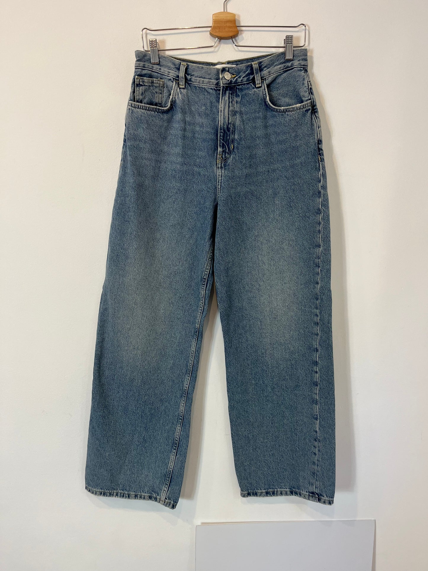 MANGO. Wide leg denim pants. T 36