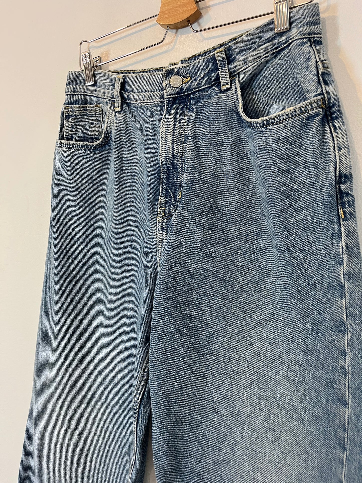 MANGO. Wide leg denim pants. T 36