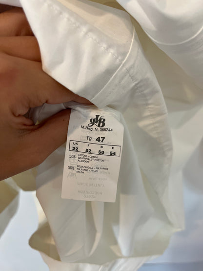 ELENA MIRO. White windbreaker jacket. Size 47 (L/XL)