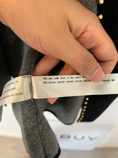 UTERQÜE. Cárdigan detalles tachuelas. T M