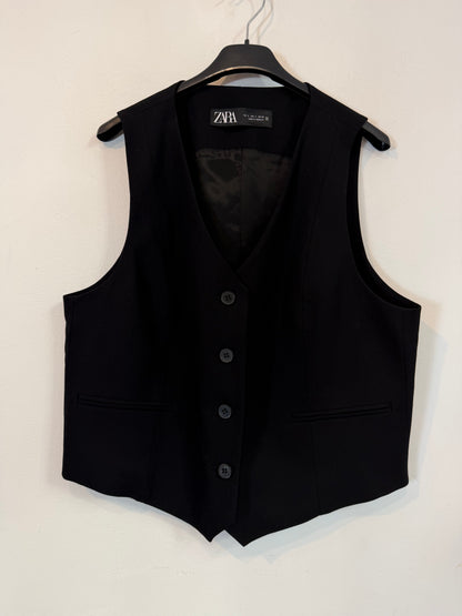 ZARA.Chaleco negro botones