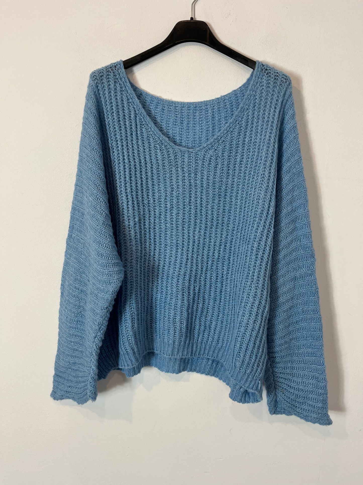 OTRAS. Jersey azul claro. T S/M