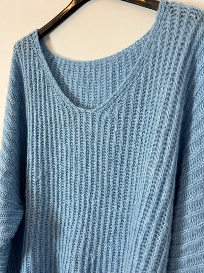 OTRAS. Jersey azul claro. T S/M