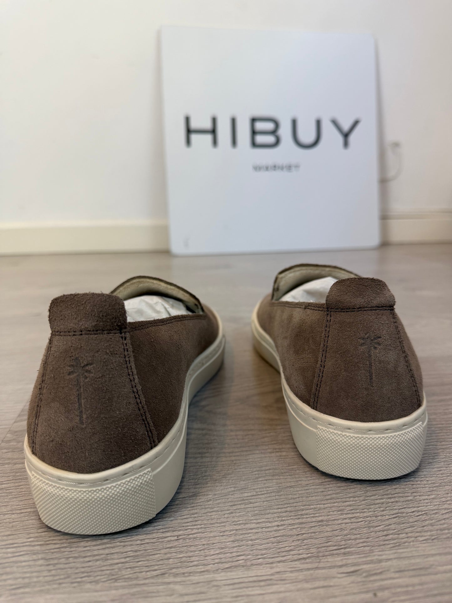MANEBÍ. Mocasines beiges de ante T 40