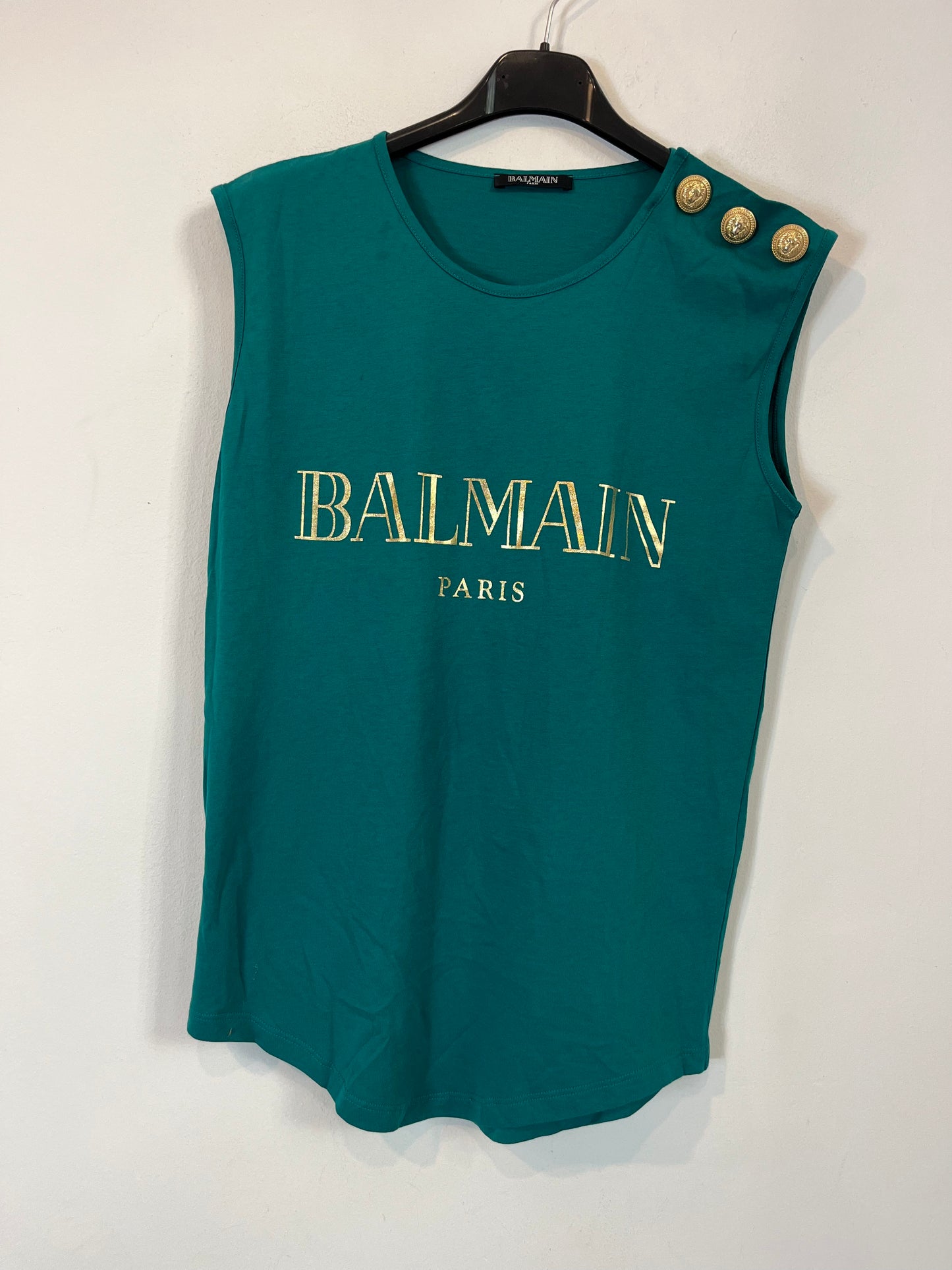 BALMAIN PARIS. Camiseta verde botones T.36