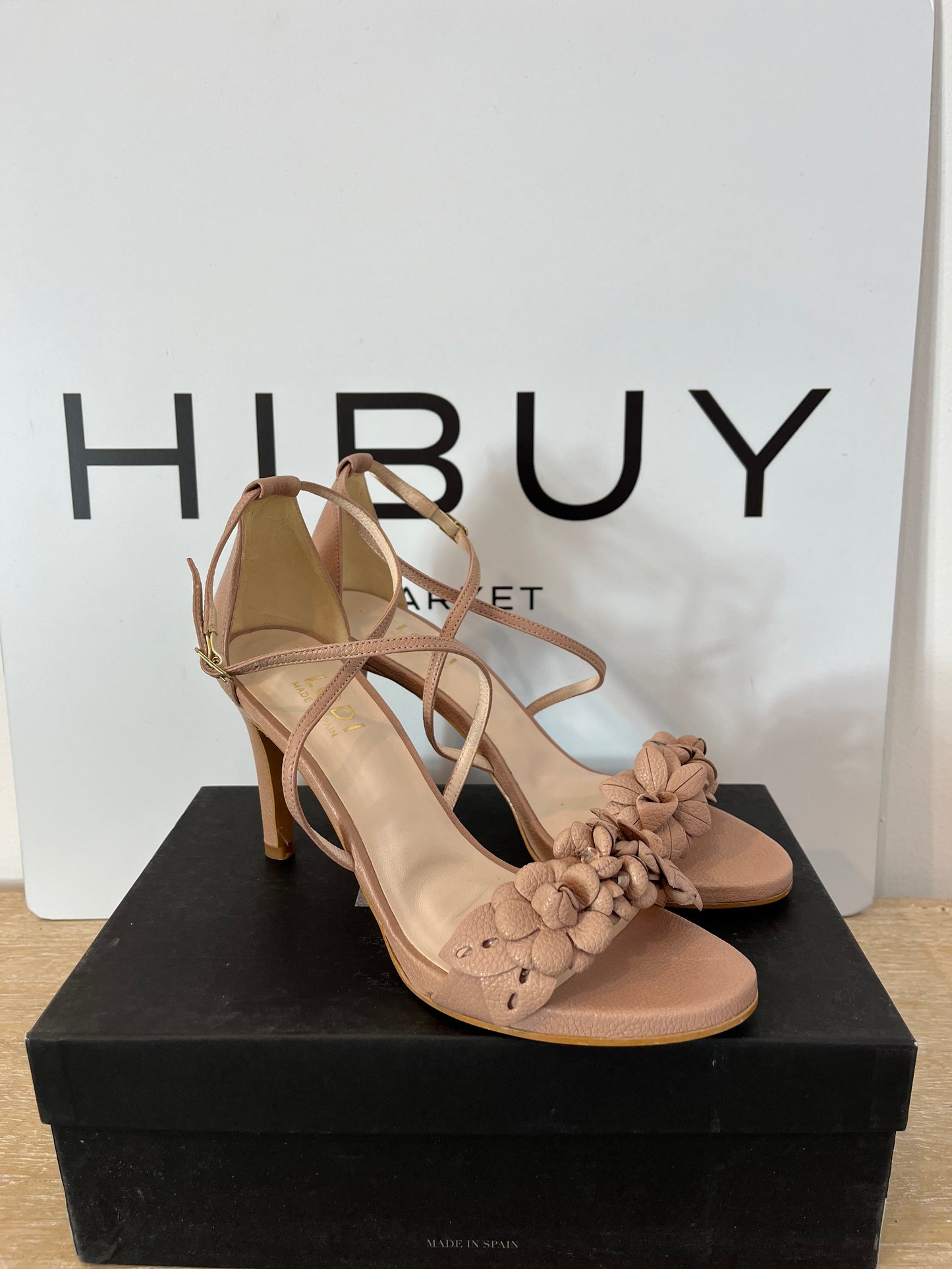 LODI. Sandalias de piel rosa empolvado. T. 40