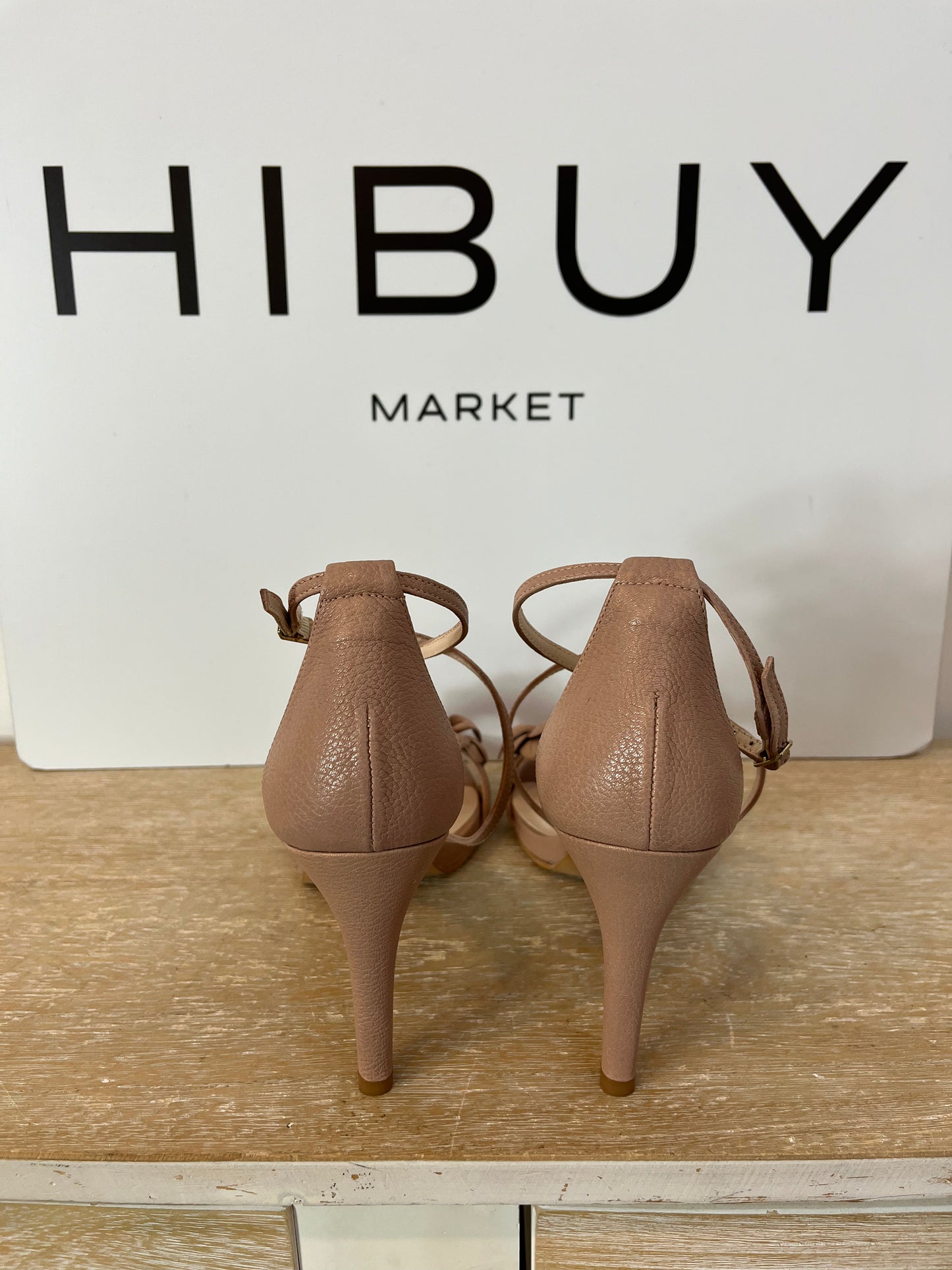 LODI. Sandalias de piel rosa empolvado. T. 40