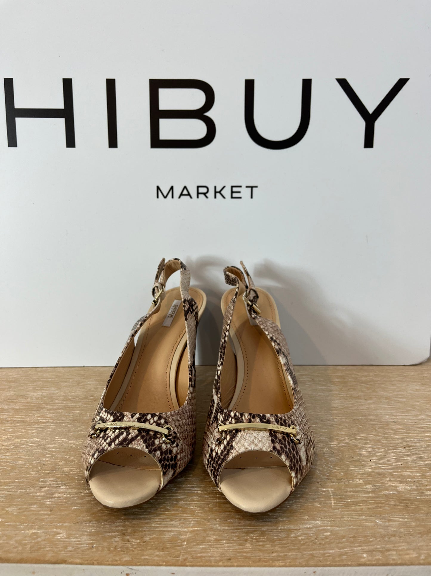 GEOX. Sandalias snake print. T. 39