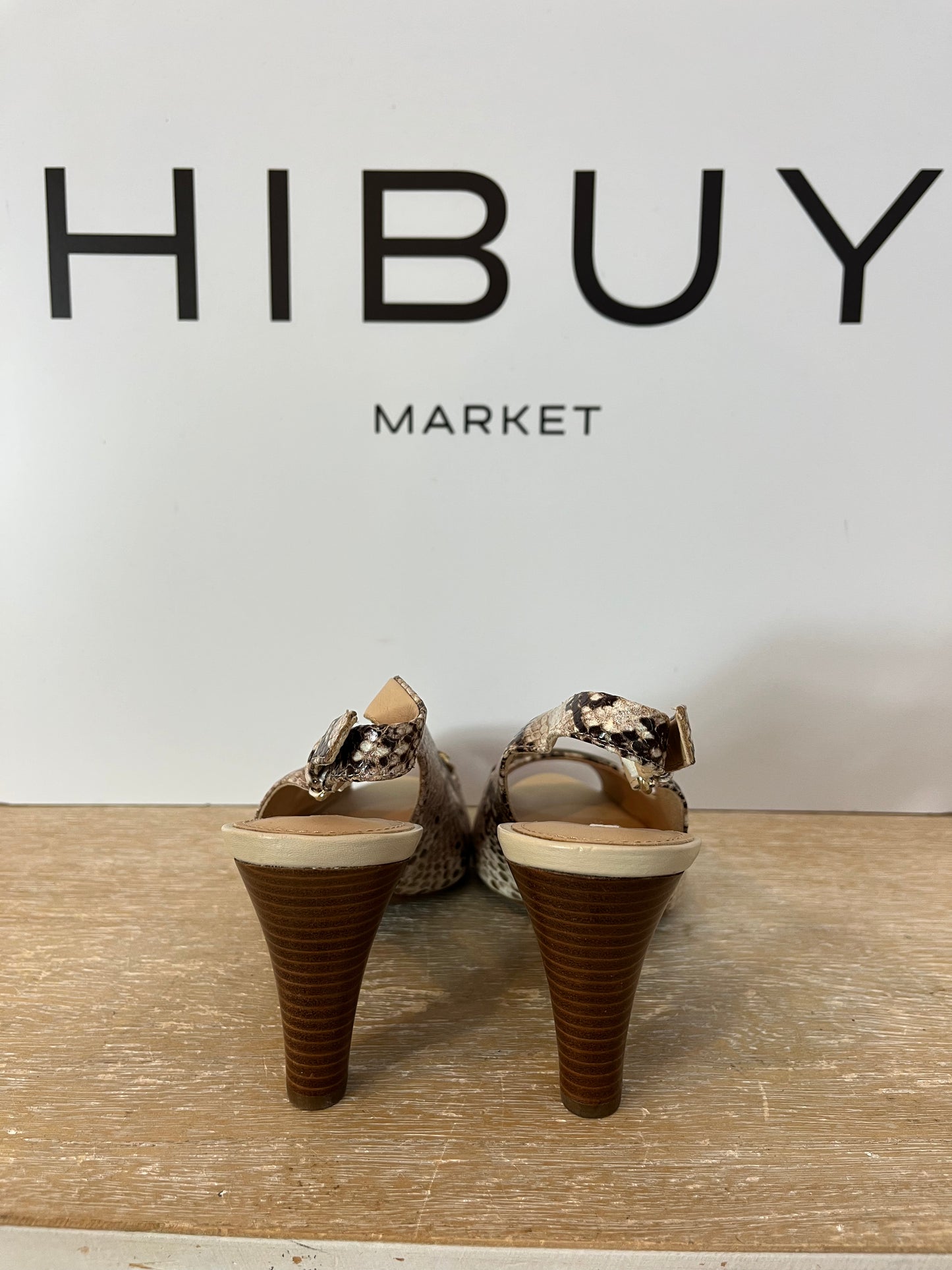 GEOX. Sandalias snake print. T. 39