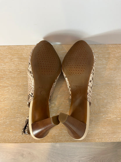 GEOX. Sandalias snake print. T. 39