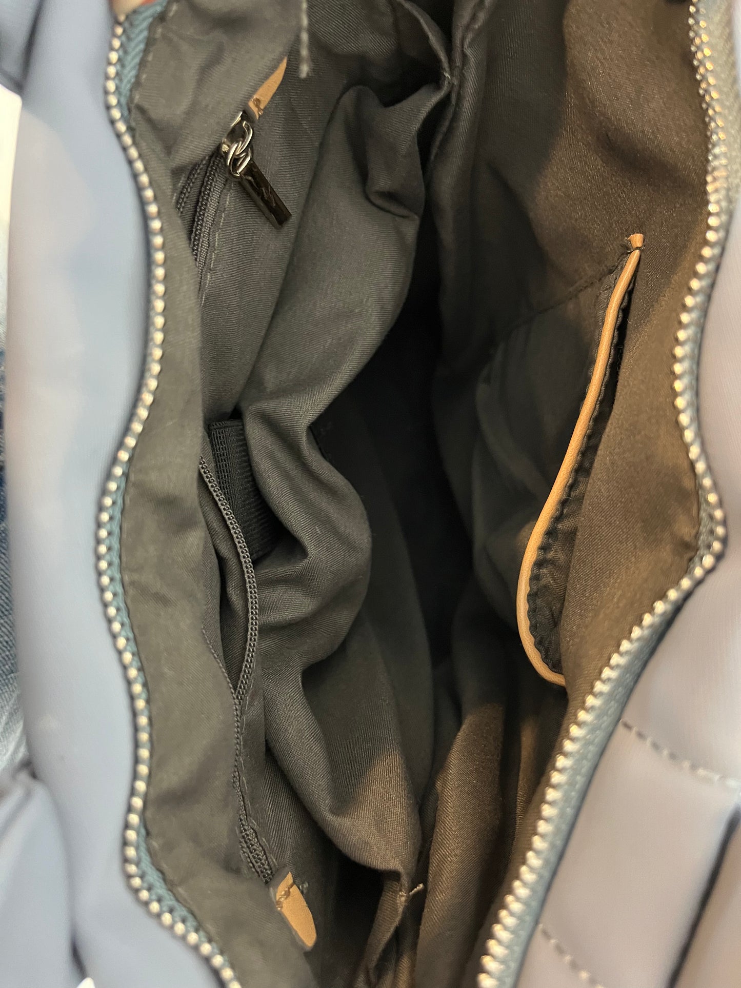 PARFOIS. Mochila azul claro