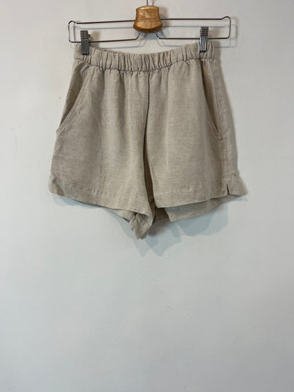 OYSHO. Flowy linen shorts. TS