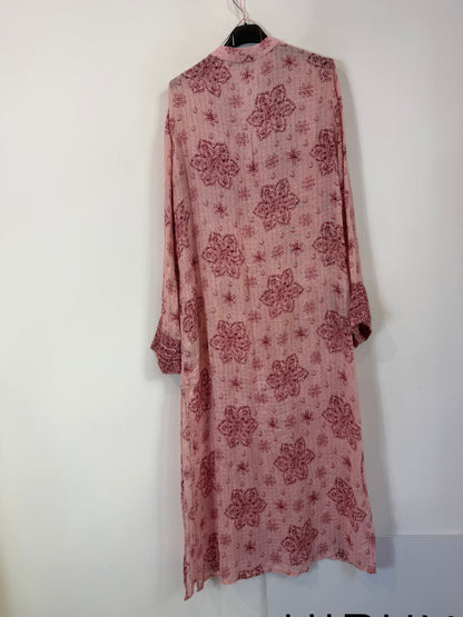 ZARA. Vestido largo rosa estampado