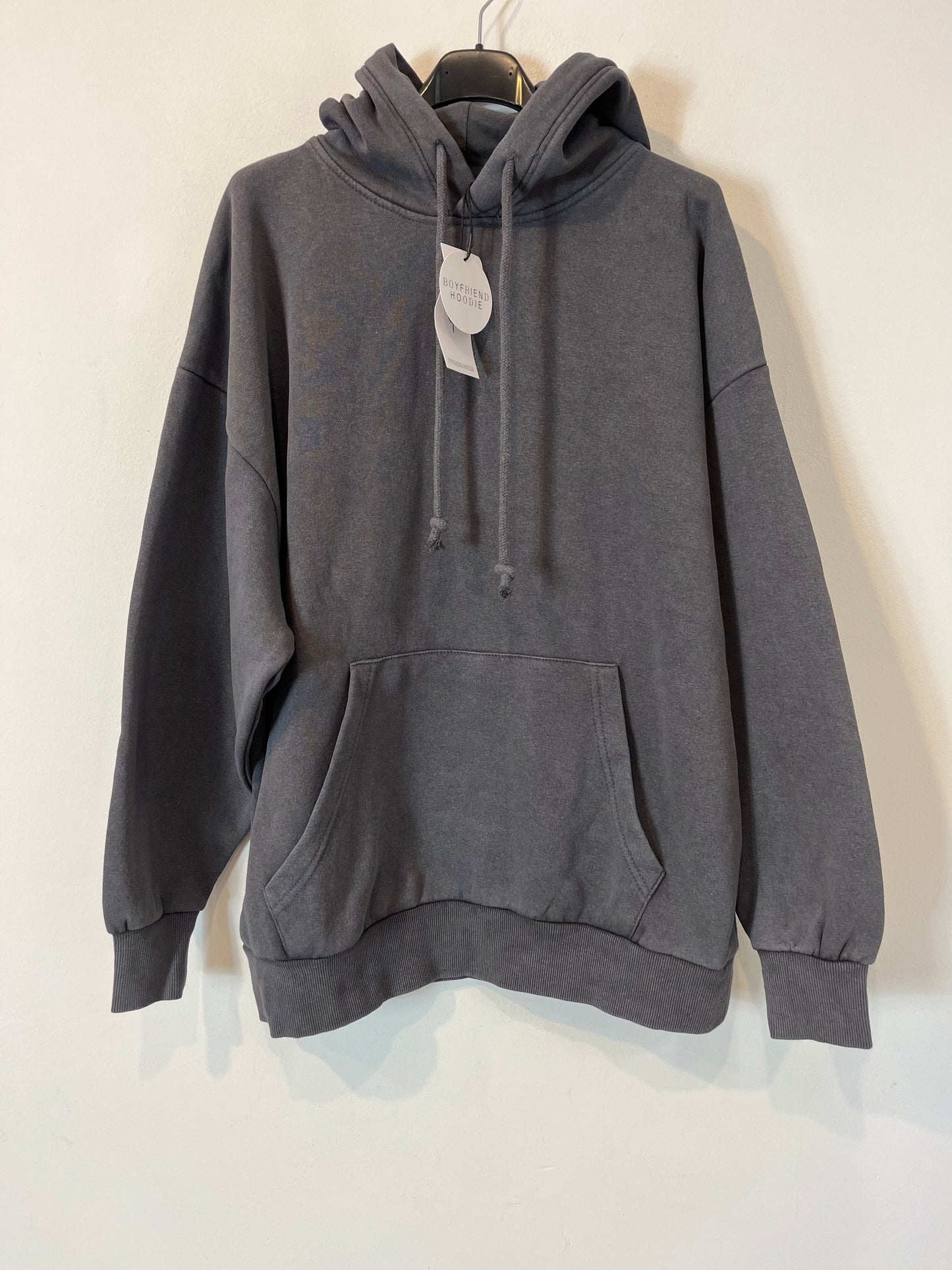 STRADIVARIUS. Sudadera gris oversized. T.xs