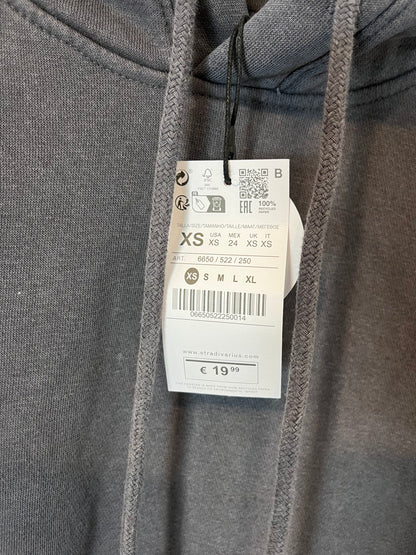 STRADIVARIUS. Sudadera gris oversized. T.xs
