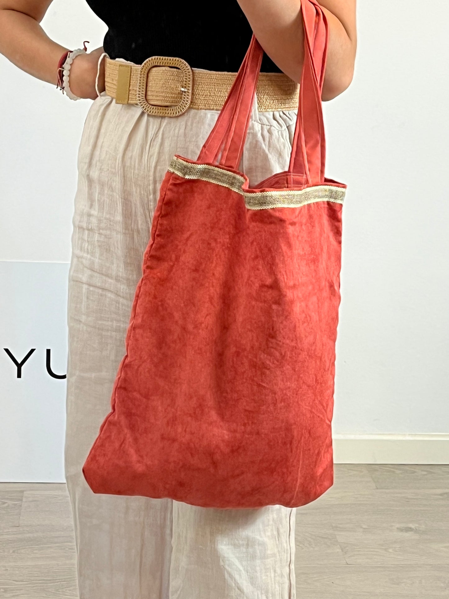 OTRAS. Bolso teja tela