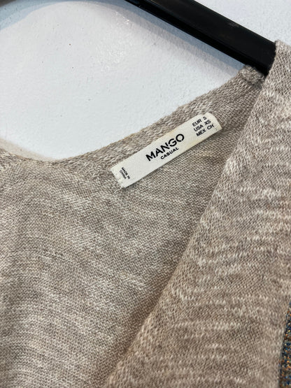 MANGO. Vestido punto beige aberturas. T. S
