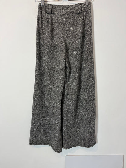 OTRAS. Pantalón gris jaspeado T.36