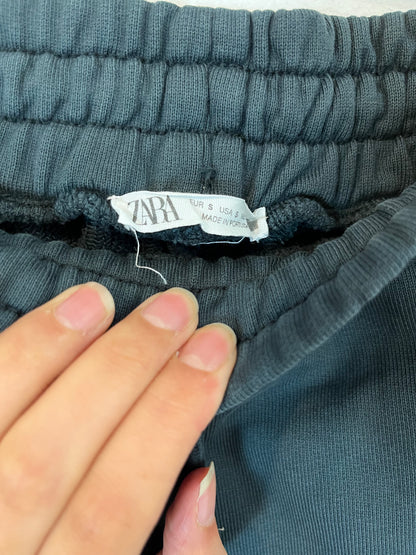 ZARA. Blue stretch fabric skirt. S.