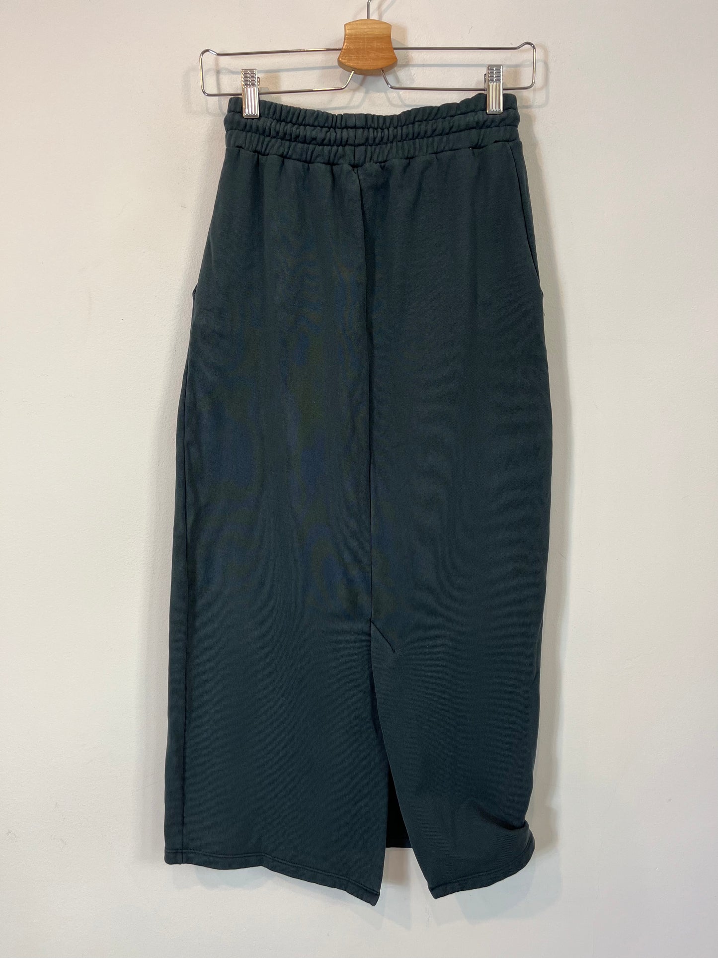 ZARA. Blue stretch fabric skirt. S.