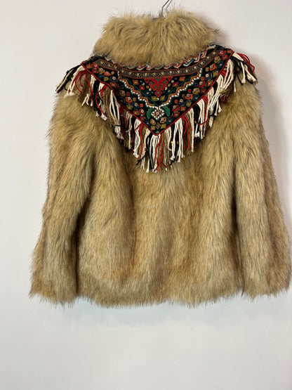 ZARA. Abrigo pelo abalorios. T XS