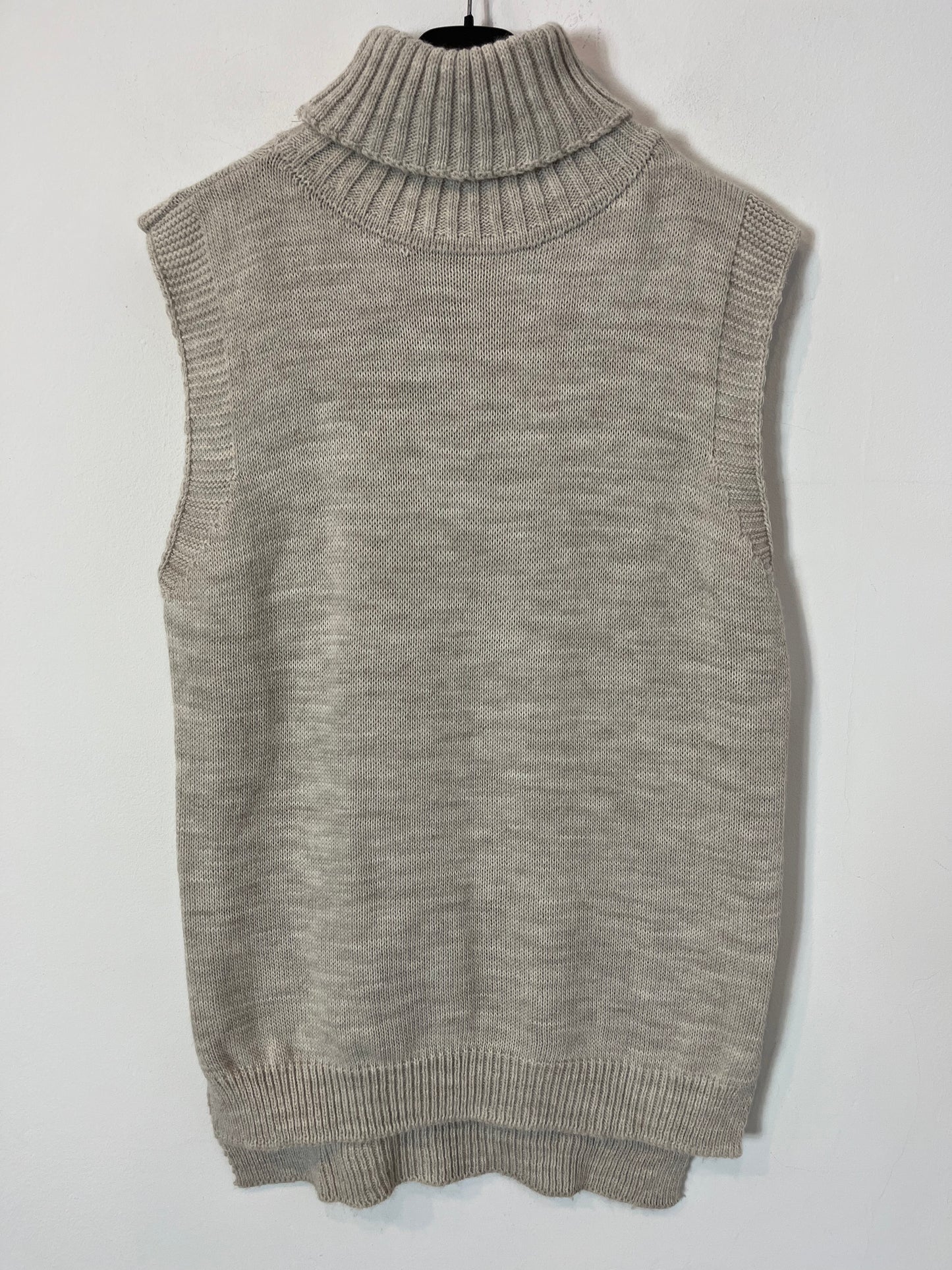 OTRAS. Top beige jaspeado cuello alto  T.S/M