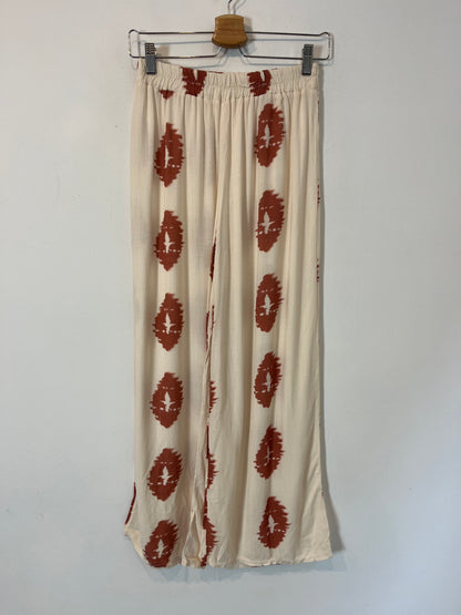 OTRAS. Total look top pantalón. T. S/M