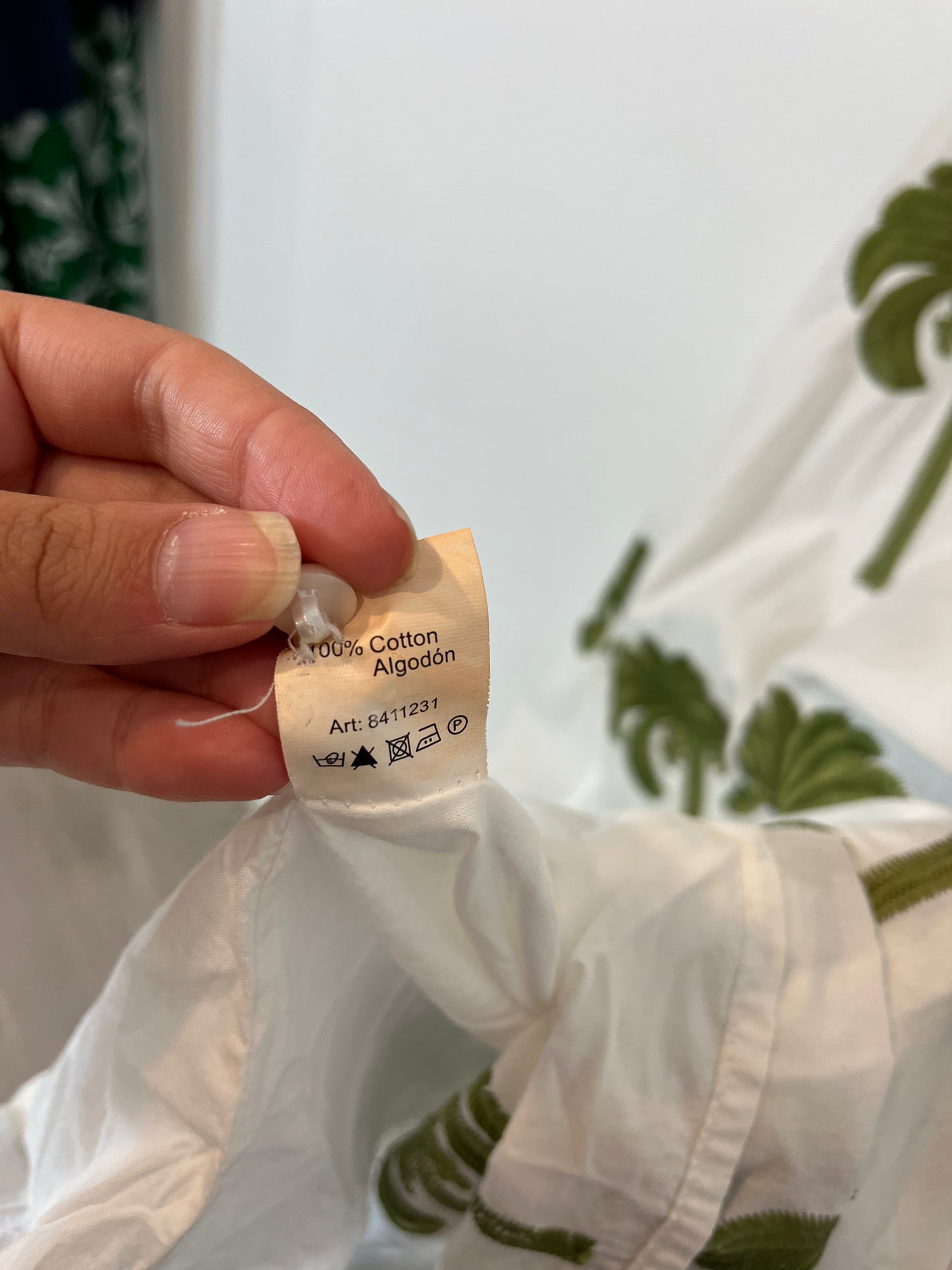 OTRAS. Vestido blanco palmeras. TU (M)