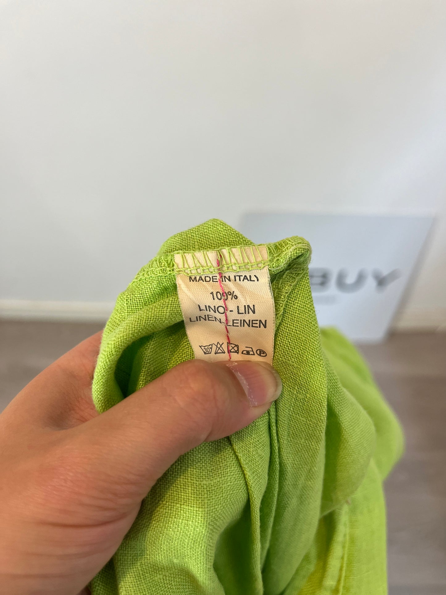 OTRAS. Mono verde lino. T. M