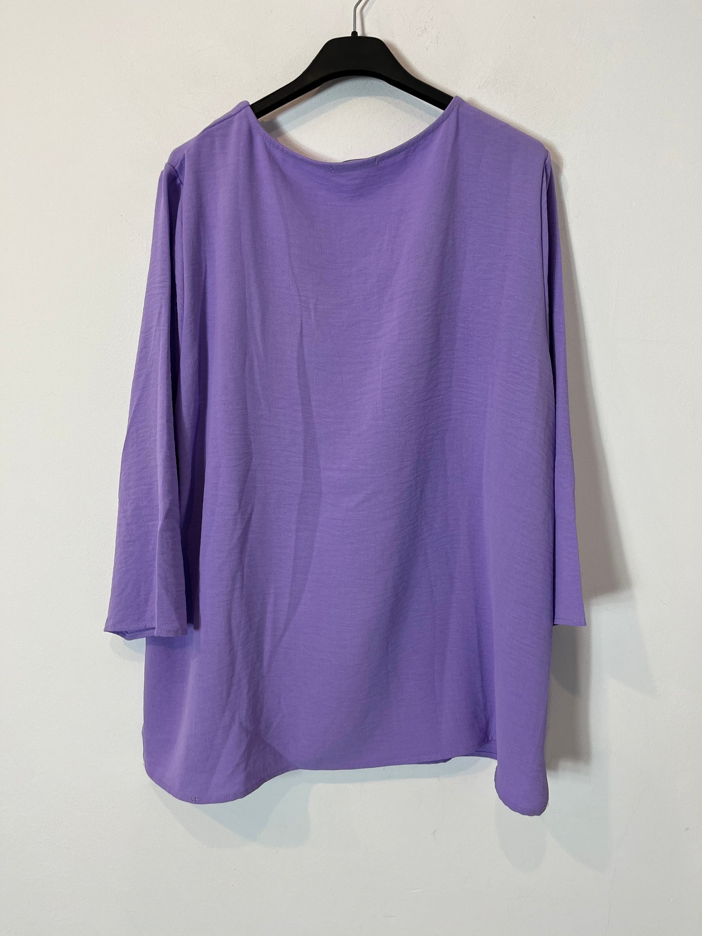 CEREZAS. Top morado fluido. T XL