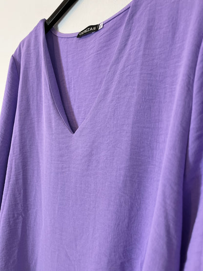 CEREZAS. Top morado fluido. T XL