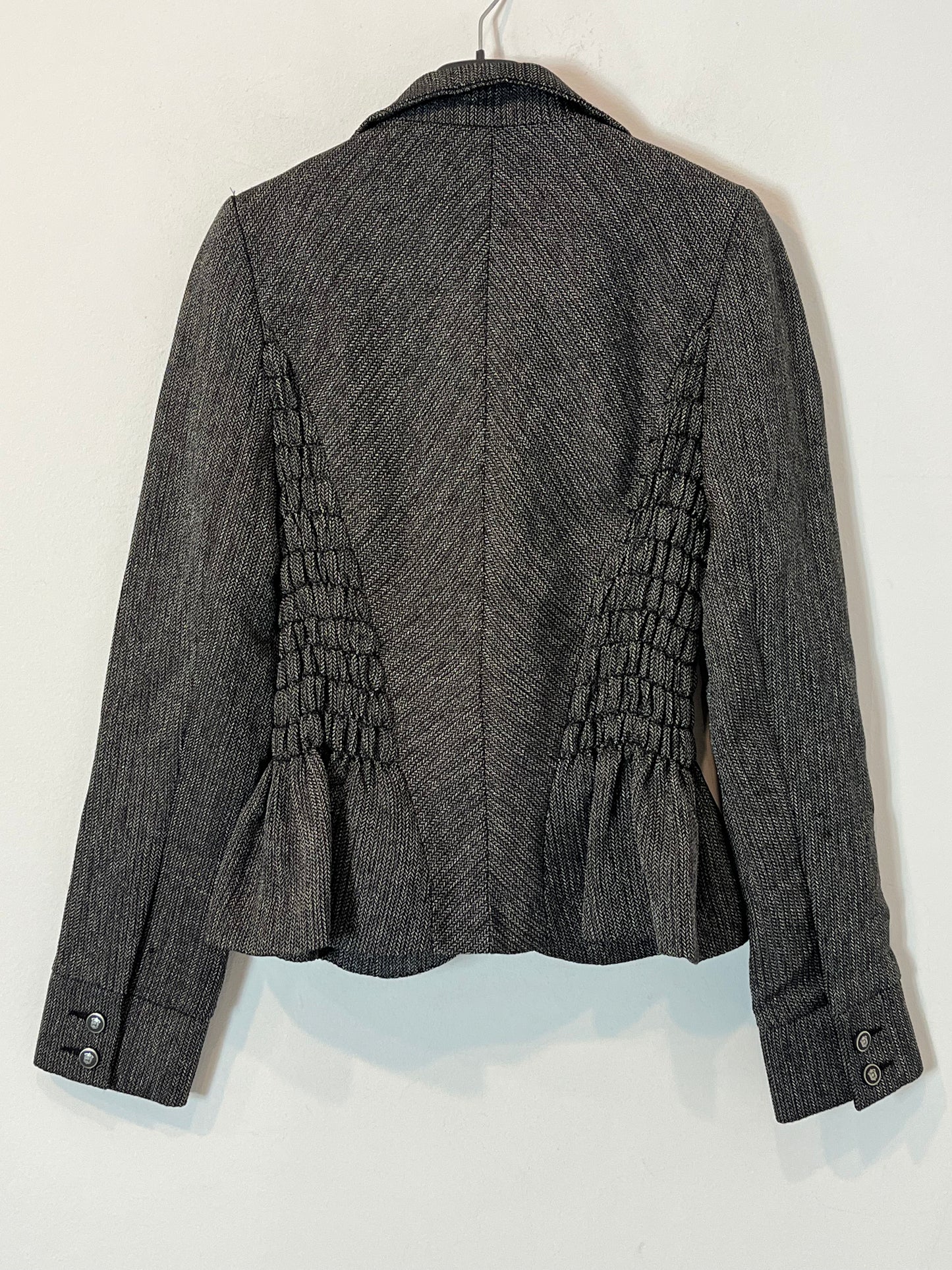 ZARA. Blazer gris fruncidos. T XS