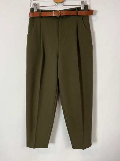 ZARA. Green pleated trousers. Size XS