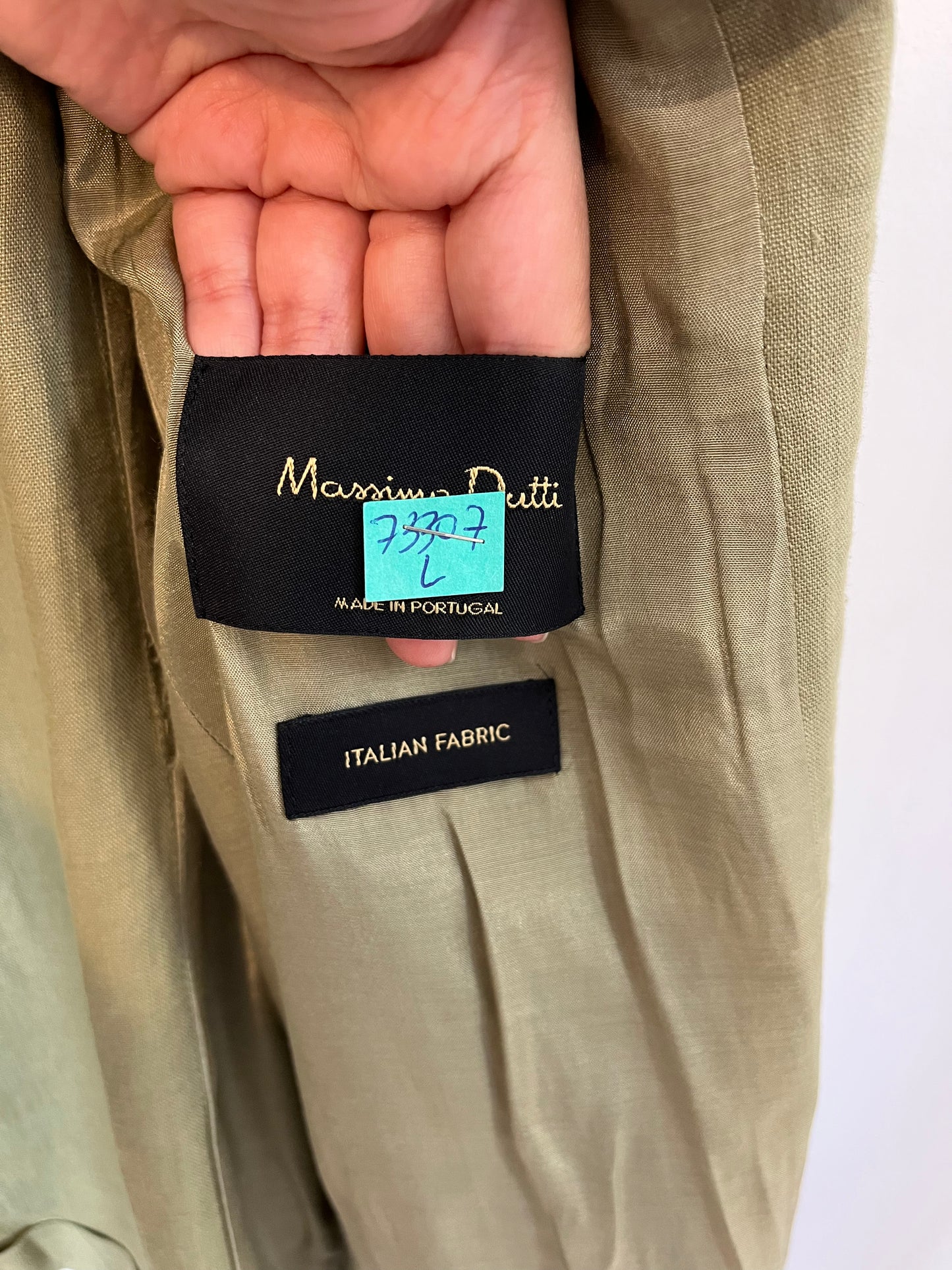 MASSIMO DUTTI. Blazer lino verde. T 34