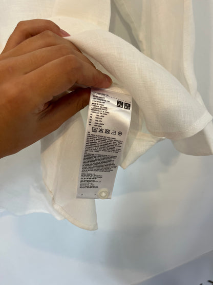 UNIQLO. Camisa blanca lino. T.M