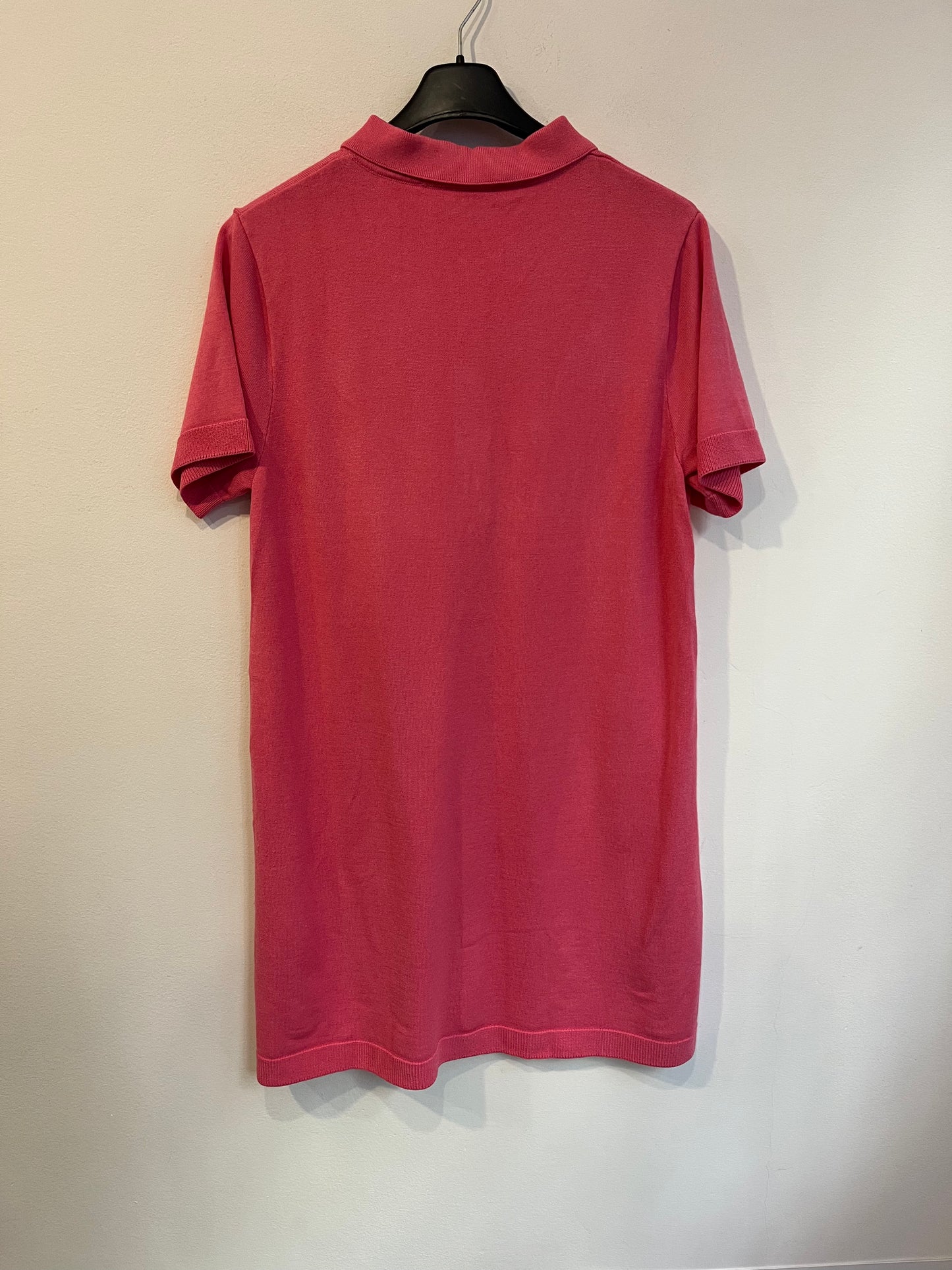 ZARA. Vestido corto rosa punto. T L