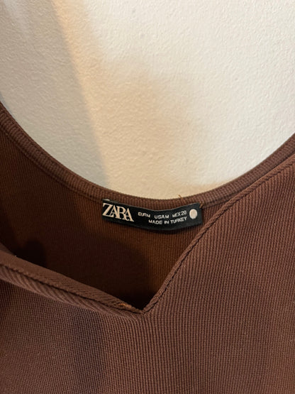 ZARA. Brown stretch top. TM